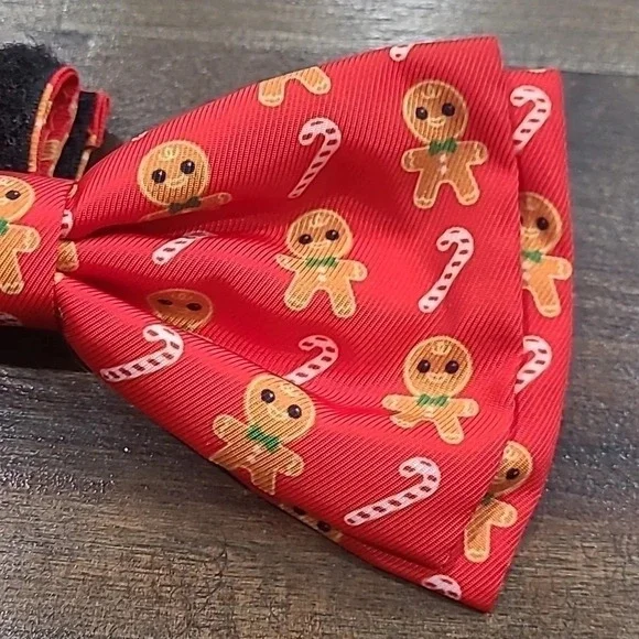 Gingerbread and Candy Cane Dog Bow Tie - Picture 4 of 7